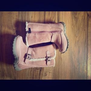 Nine West Dusty Rose Microfiber Winter Boot sz 6T